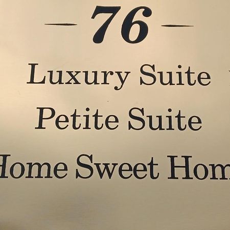 Petite Suite With Backyard. Mytilene Ngoại thất bức ảnh