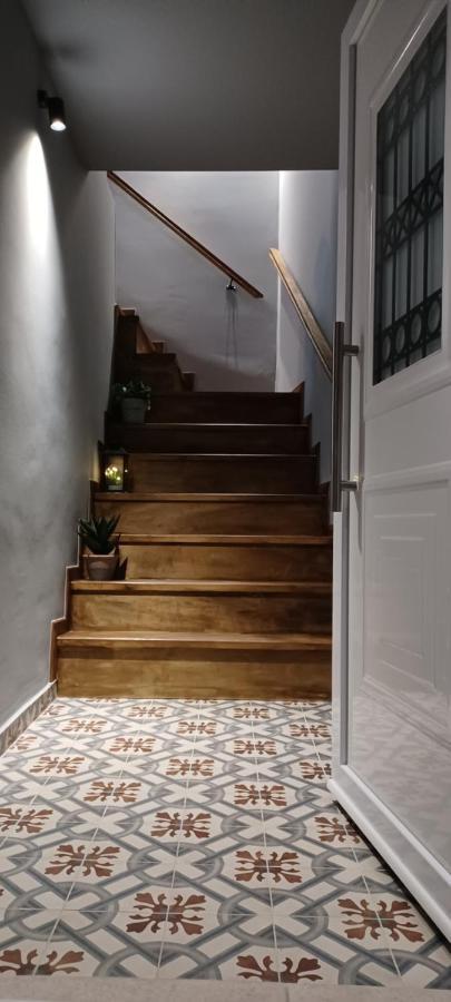 Petite Suite With Backyard. Mytilene Ngoại thất bức ảnh